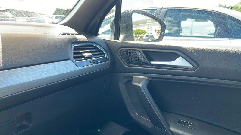 2021 Volkswagen Tiguan 2.0T SE R-Line Black