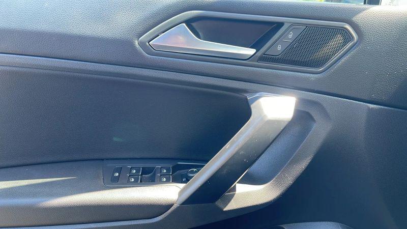 2021 Volkswagen Tiguan 2.0T SE R-Line Black
