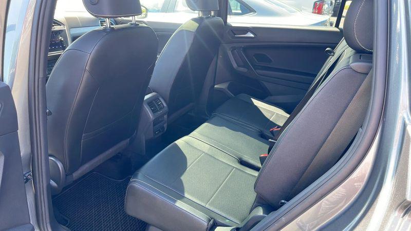 2021 Volkswagen Tiguan 2.0T SE R-Line Black