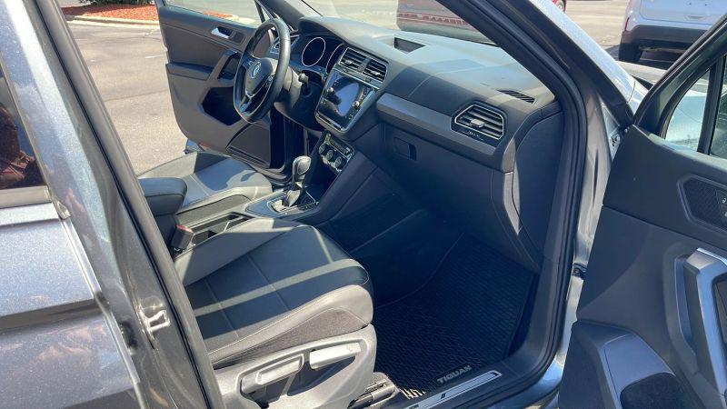 2021 Volkswagen Tiguan 2.0T SE R-Line Black