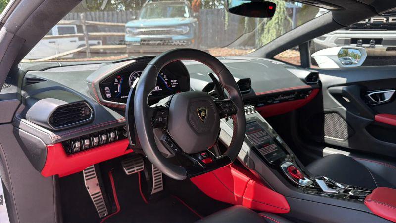 2021 Lamborghini Huracan Evo Spyder