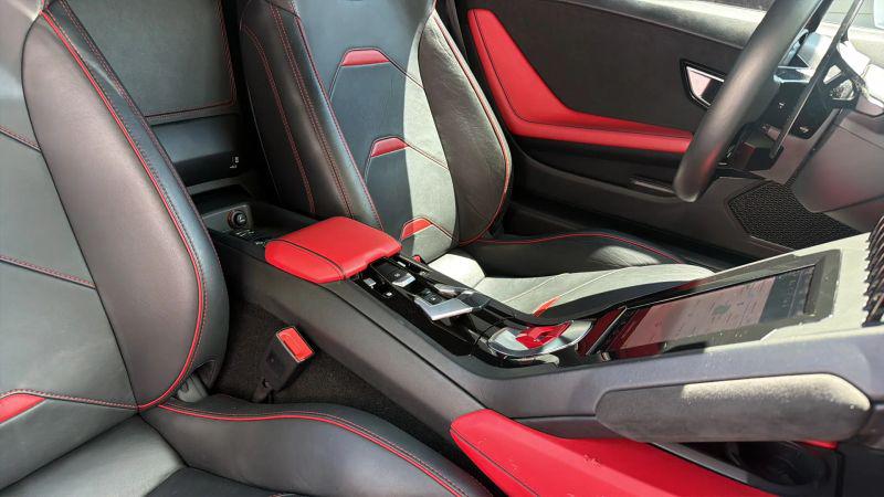 2021 Lamborghini Huracan Evo Spyder