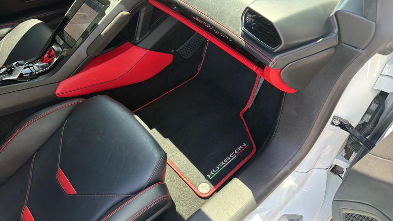 2021 Lamborghini Huracan Evo Spyder
