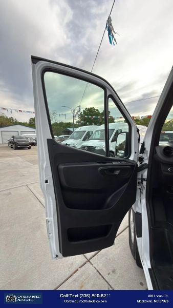 2023 Mercedes-Benz Sprinter 2500 High Roof 4-Cyl Diesel