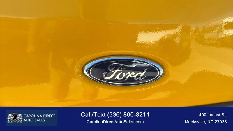 2019 Ford Transit w/Sliding Side Door w/LWB
