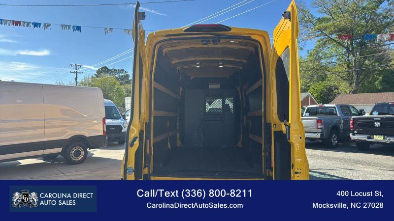 2019 Ford Transit w/Sliding Side Door w/LWB