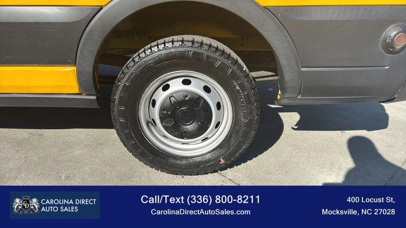 2019 Ford Transit w/Sliding Side Door w/LWB