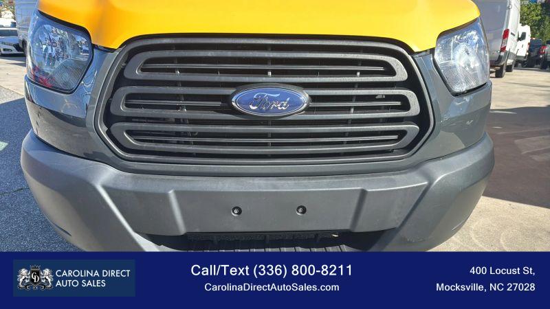 2019 Ford Transit w/Sliding Side Door w/LWB