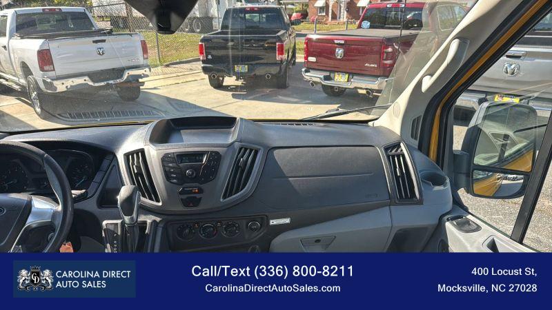 2019 Ford Transit w/Sliding Side Door w/LWB