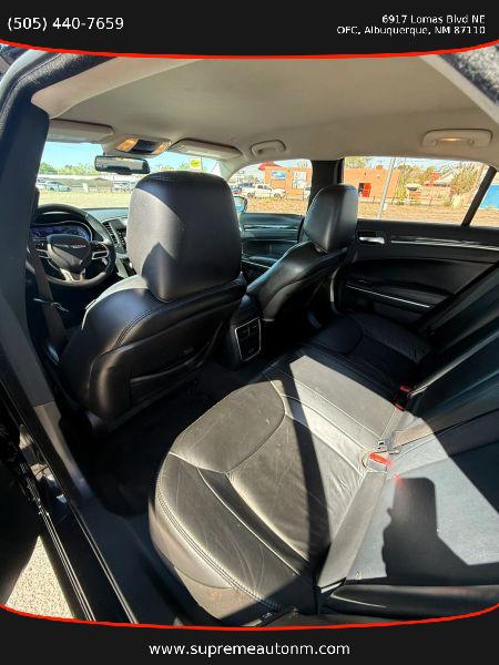 2018 Chrysler 300 Touring L