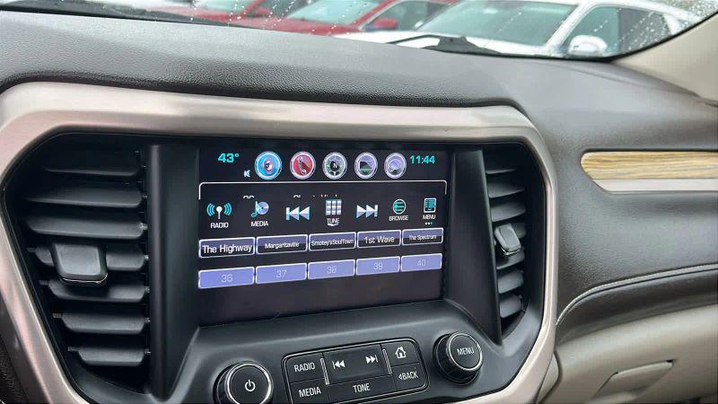 2017 GMC Acadia Denali