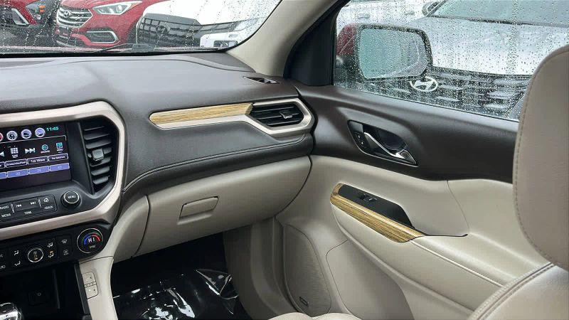 2017 GMC Acadia Denali