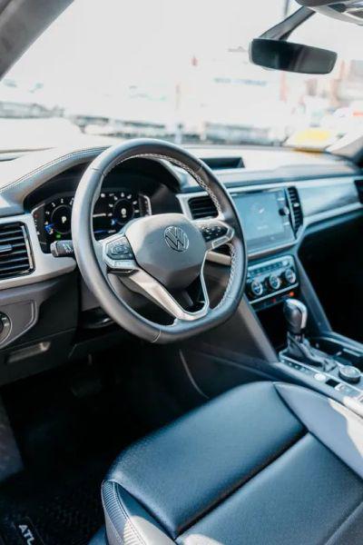 2023 Volkswagen Atlas Cross Sport 3.6L V6 SE w/Technology