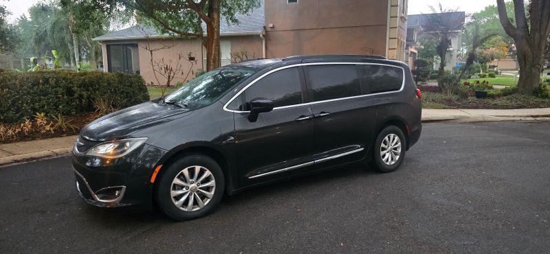 2017 Chrysler Pacifica Touring-L for sale in Longwood, FL