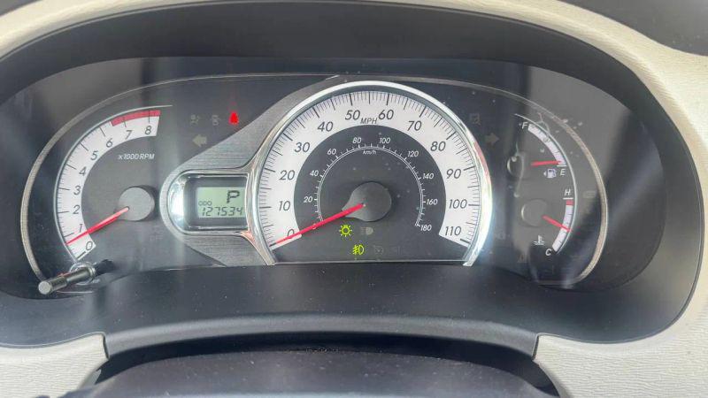 2014 Toyota Sienna SE 8 Passenger