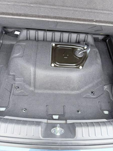 2023 Kia Niro Plug-In Hybrid EX