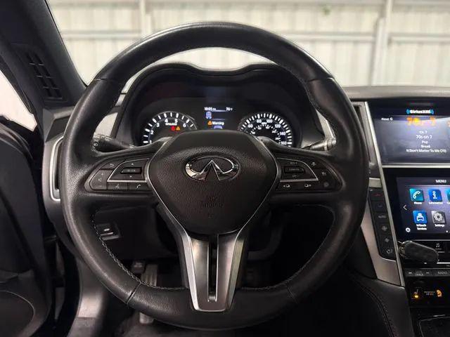 2022 INFINITI Q60 LUXE