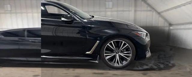2022 INFINITI Q60 LUXE