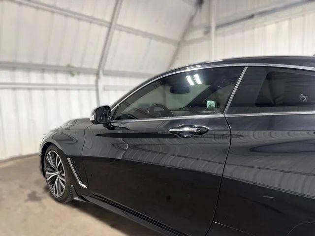 2022 INFINITI Q60 LUXE