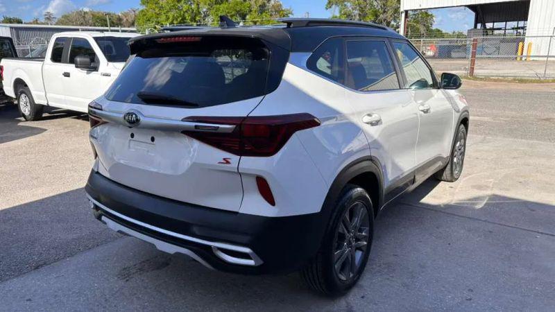 2021 Kia Seltos S
