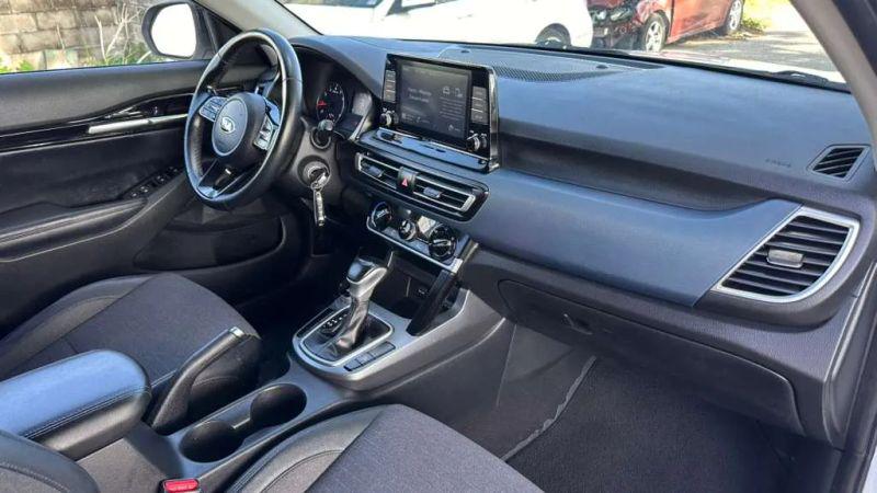 2021 Kia Seltos S