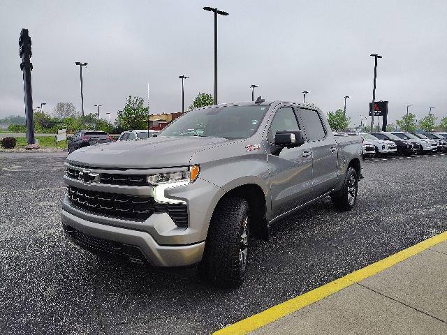 2023 Chevrolet Silverado 1500 4WD Crew Cab Short Bed RST