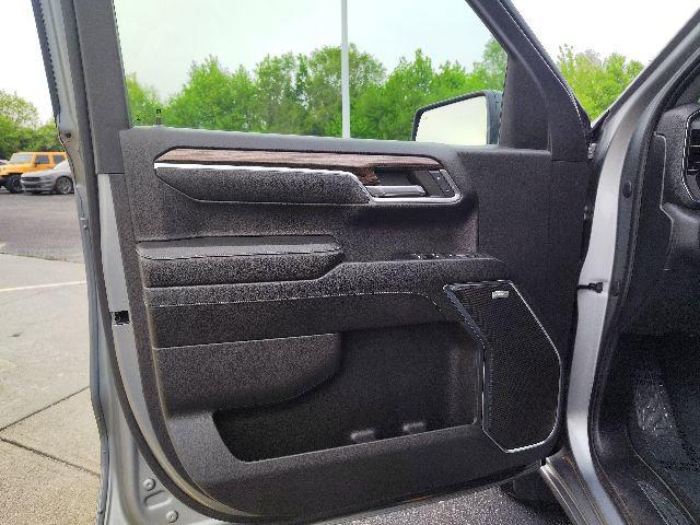2023 Chevrolet Silverado 1500 4WD Crew Cab Short Bed RST