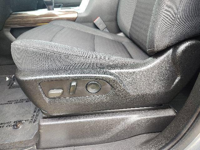 2023 Chevrolet Silverado 1500 4WD Crew Cab Short Bed RST