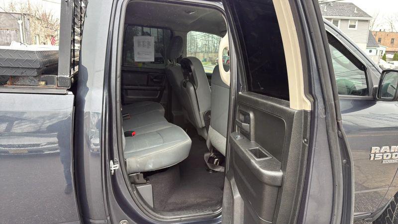 2019 Ram 1500 Classic Express Quad Cab 4x4 6'4" Box