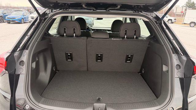 2027 Chevrolet Bolt LT FWD