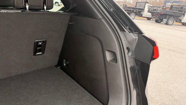 2027 Chevrolet Bolt LT FWD