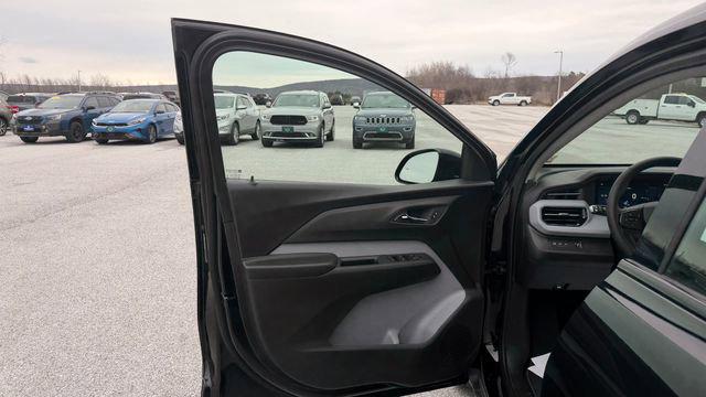 2027 Chevrolet Bolt LT FWD