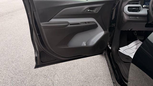 2027 Chevrolet Bolt LT FWD