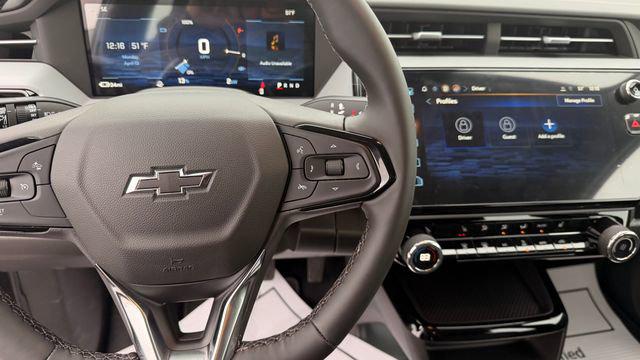 2027 Chevrolet Bolt LT FWD
