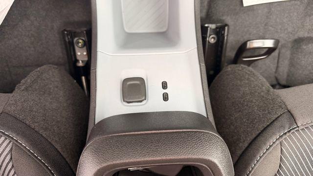 2027 Chevrolet Bolt LT FWD