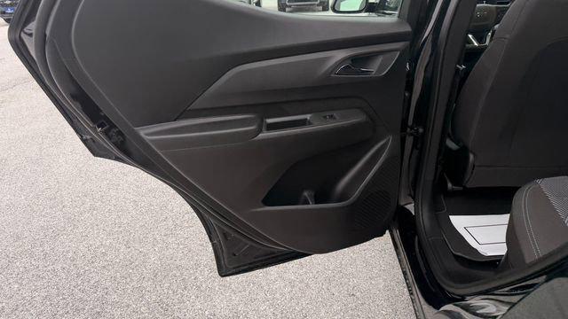 2027 Chevrolet Bolt LT FWD