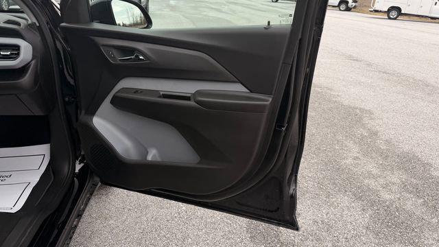 2027 Chevrolet Bolt LT FWD