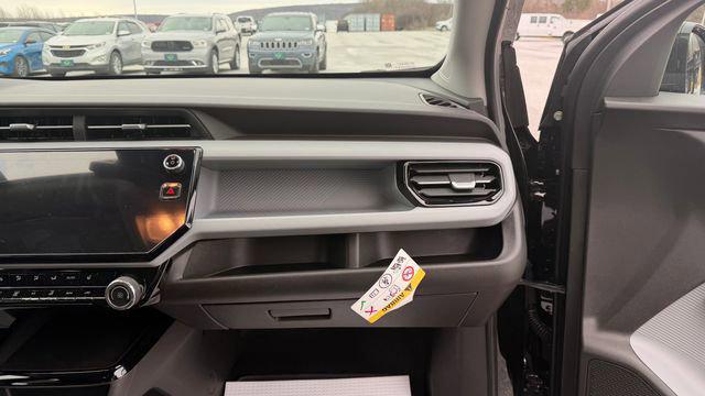2027 Chevrolet Bolt LT FWD