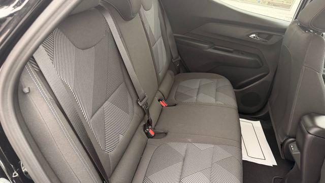 2027 Chevrolet Bolt LT FWD