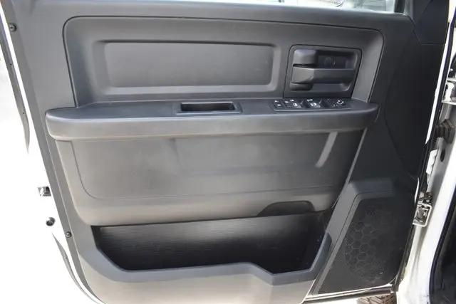 2018 Ram 2500 Tradesman Crew Cab 4x4 8' Box