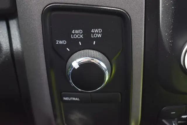 2018 Ram 2500 Tradesman Crew Cab 4x4 8' Box
