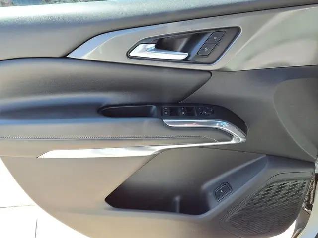 2025 Chevrolet Traverse FWD LT