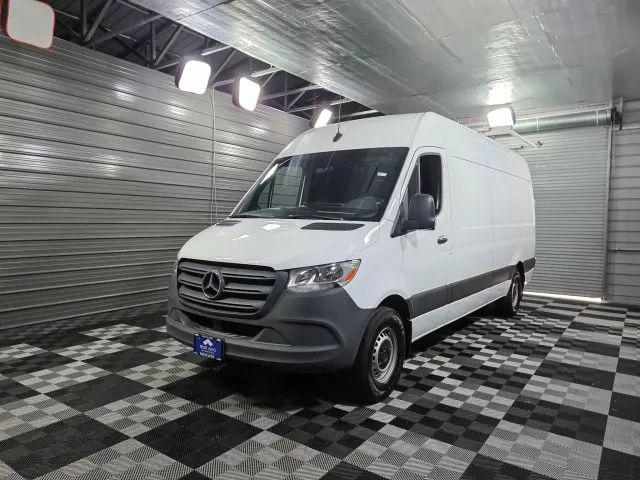 2023 Mercedes-Benz Sprinter 2500 High Roof 4-Cyl Gas