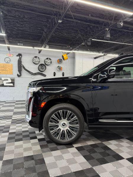 2023 Cadillac Escalade ESV 4WD Premium Luxury Platinum