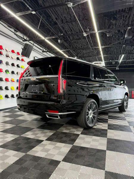 2023 Cadillac Escalade ESV 4WD Premium Luxury Platinum