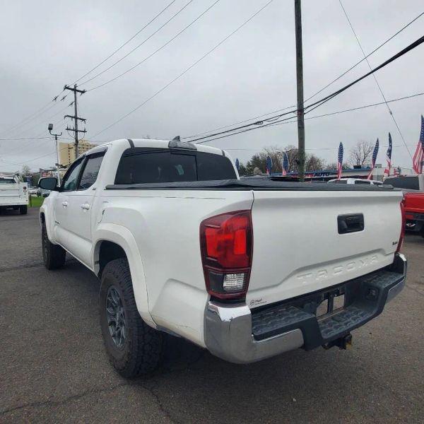 2018 Toyota Tacoma SR5 V6