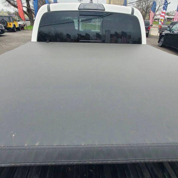 2018 Toyota Tacoma SR5 V6