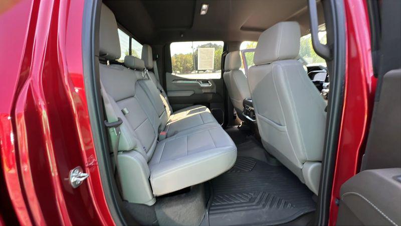 2026 Chevrolet Silverado 1500 4WD Crew Cab Short Bed LTZ