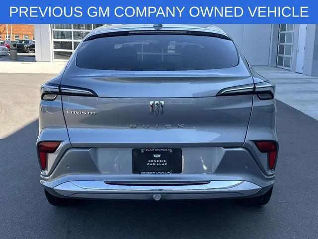 2025 Buick NV Avenir FWD