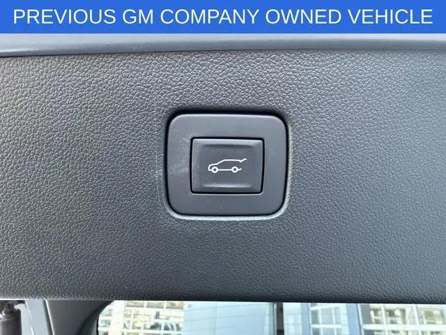 2025 Buick NV Avenir FWD